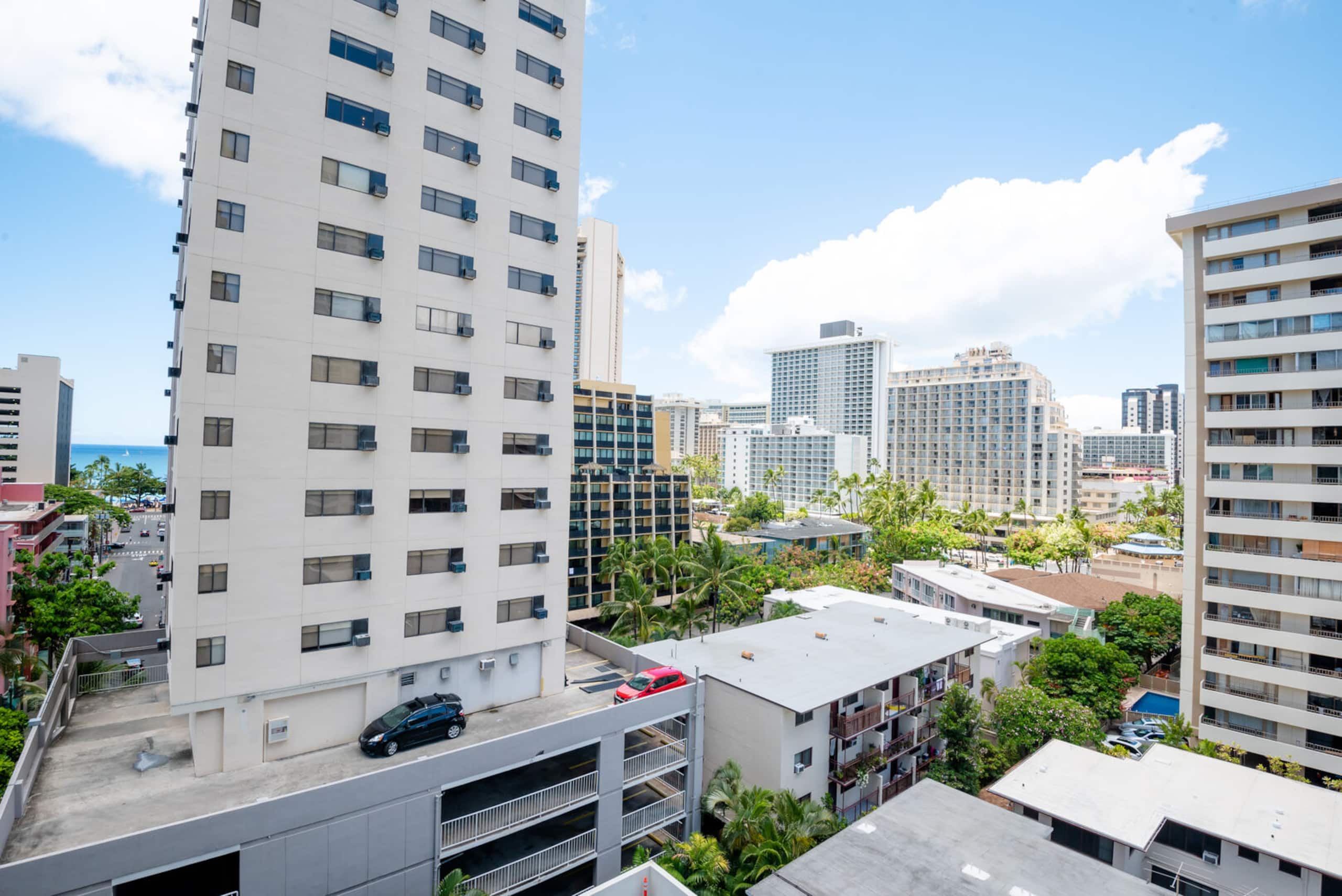 Condo in Honolulu · ★4.74 · 1 bedroom · 2 beds · 1 bath - Image 18