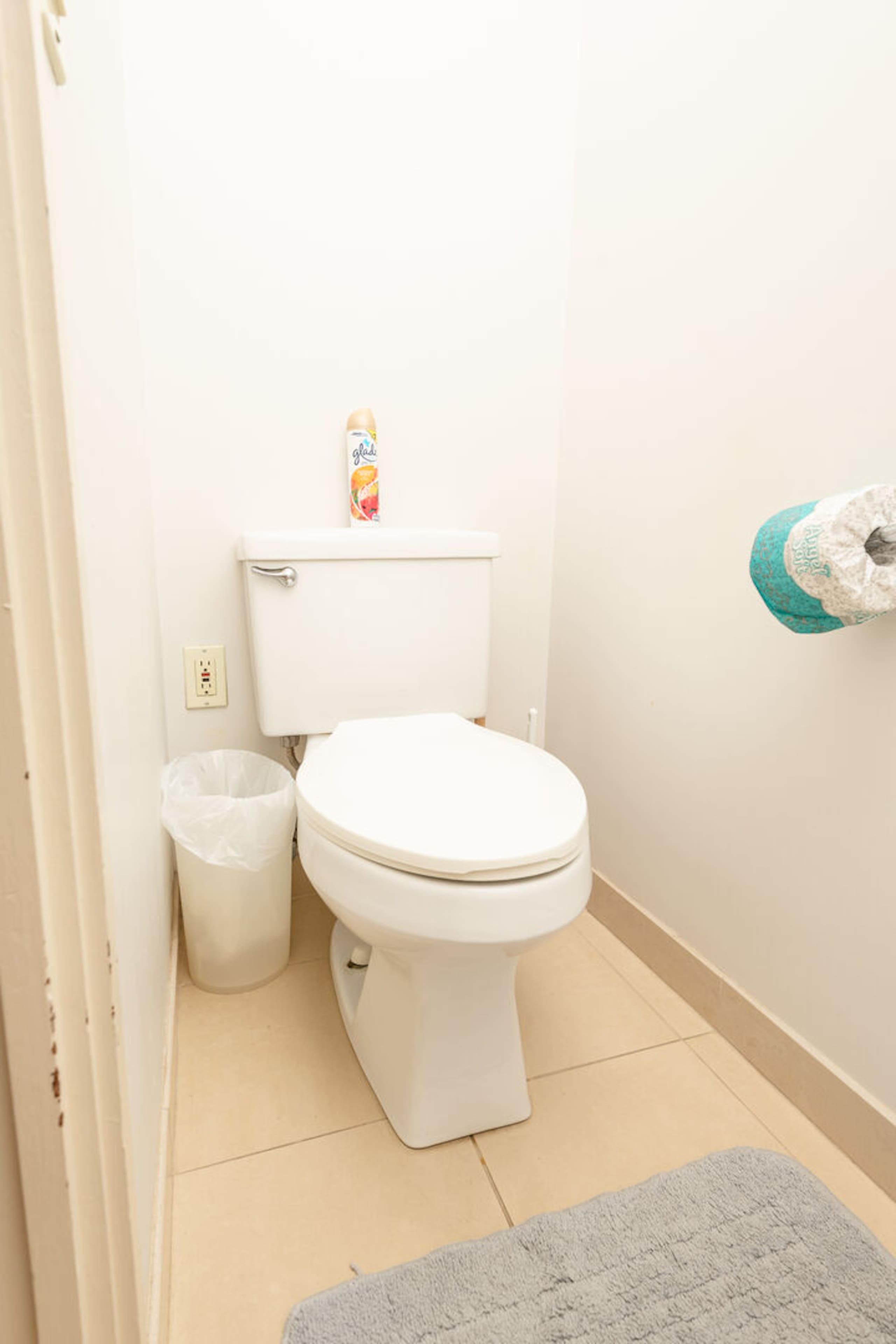 Condo in Honolulu · ★4.74 · 1 bedroom · 2 beds · 1 bath - Image 23