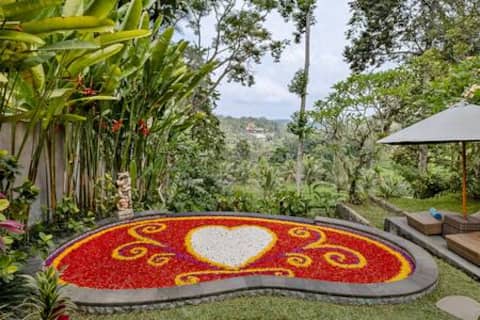 Wonderful Hidden Villa with Private Pool