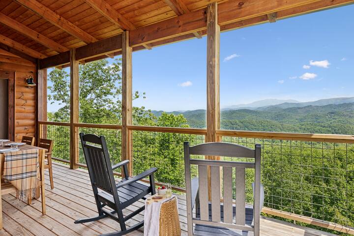 Great Smoky Mountains Cabin Rentals managed Airbnb listing 3