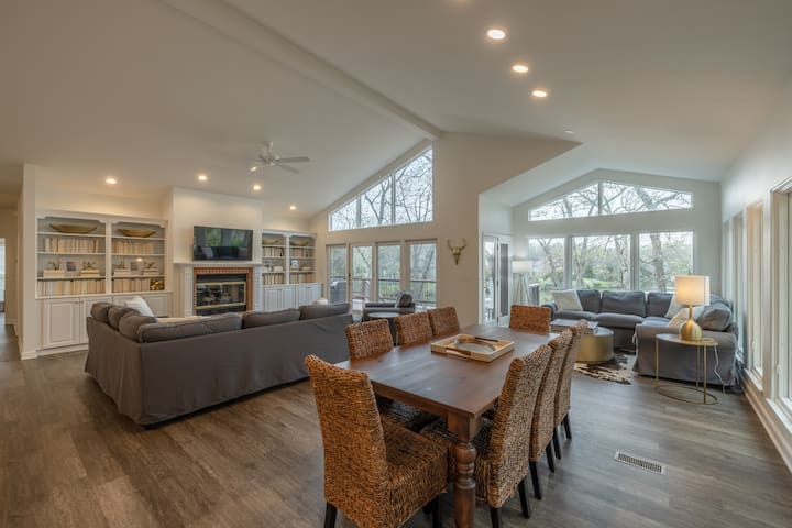 Innsbrook Vacations - Real Estate Agent managed Airbnb listing 3