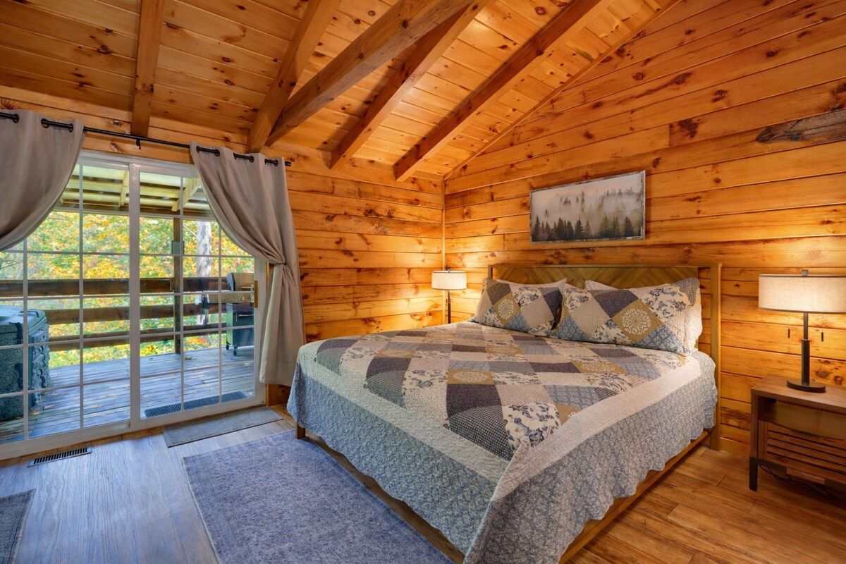 Silver Wolf: Pet friendly cabin in Hocking Hills - Cabins for Rent