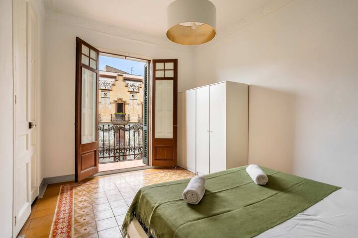 Large 7BD Penthouse for 15 guests in Diagonal gallery image 2