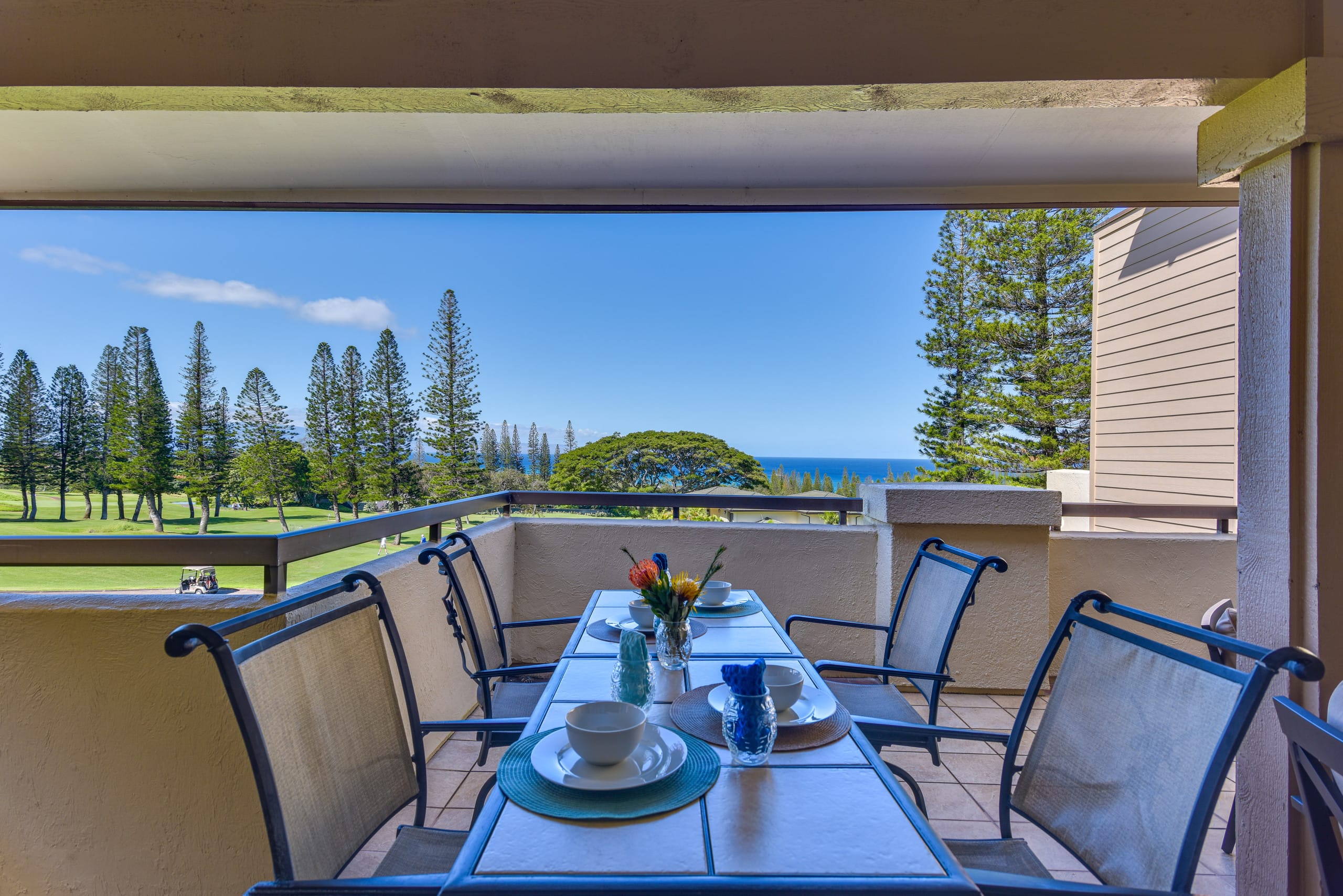 Condo in Lahaina · ★4.83 · 1 bedroom · 2 beds · 2 baths - Image 2