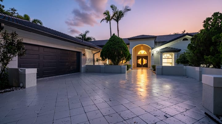 Luxe Gorgeous 7br Home With Game Room/pool - Plantation, FL
