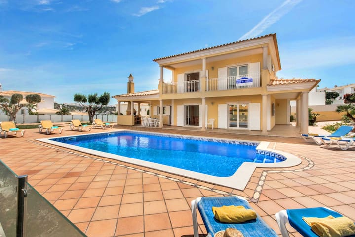 Ocholo managed Airbnb listing 3