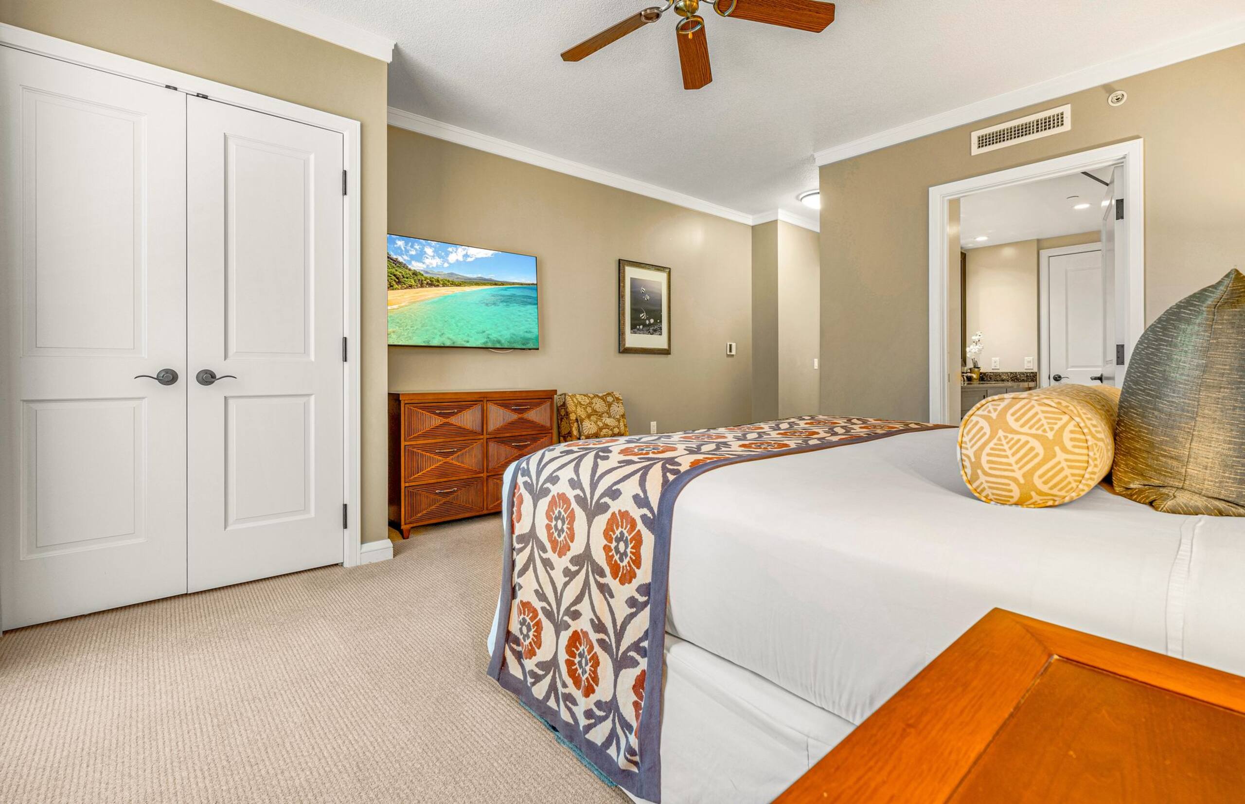 Condo in Lahaina · ★5.0 · 2 bedrooms · 3 beds · 2 baths - Image 21