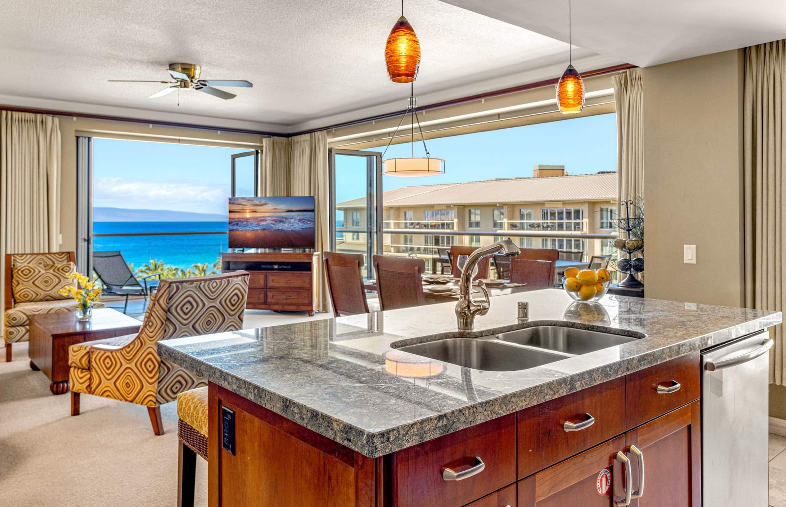 Condo in Lahaina · ★5.0 · 2 bedrooms · 3 beds · 2 baths - Image 8