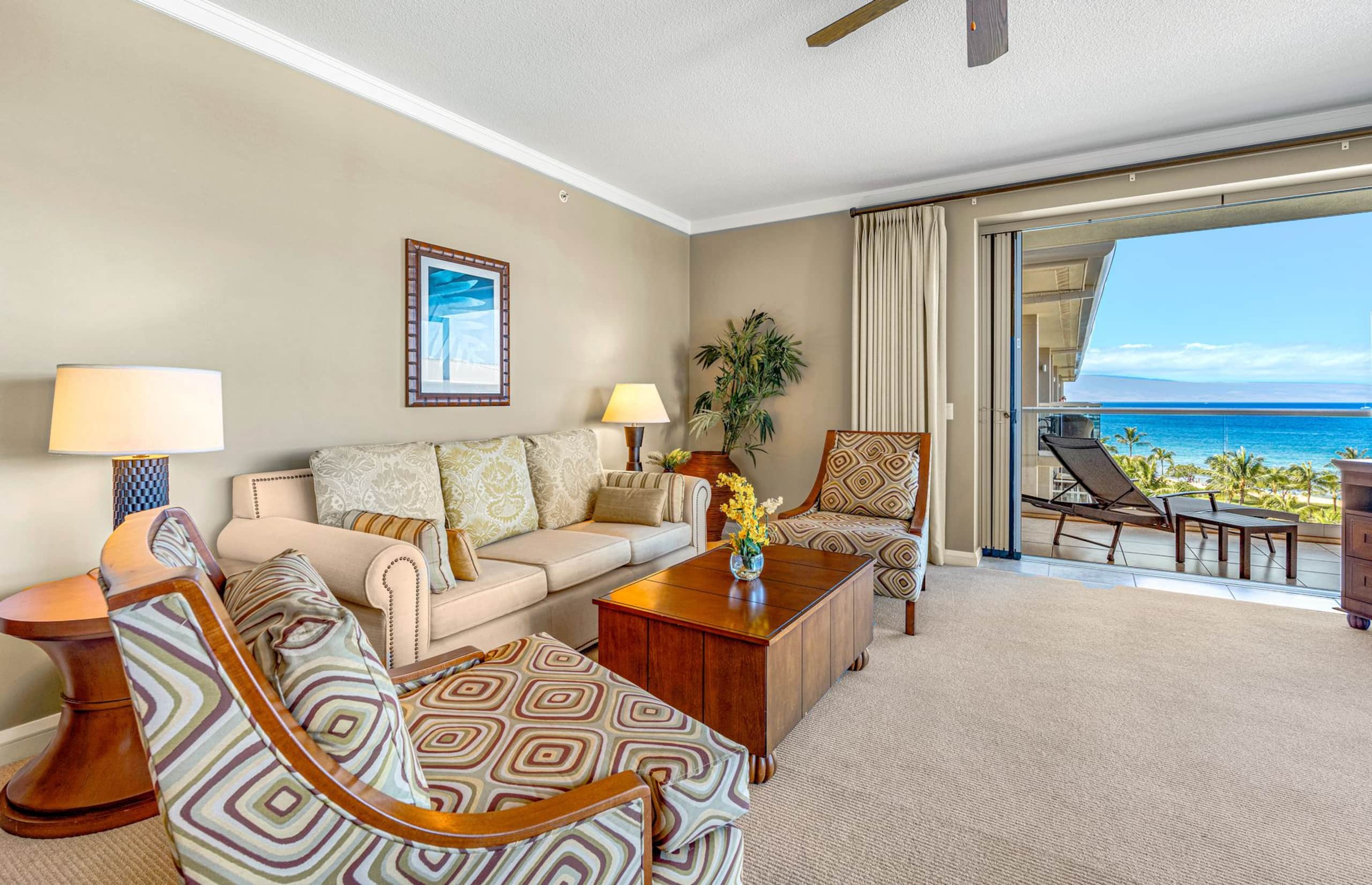 Condo in Lahaina · ★5.0 · 2 bedrooms · 3 beds · 2 baths - Image 14