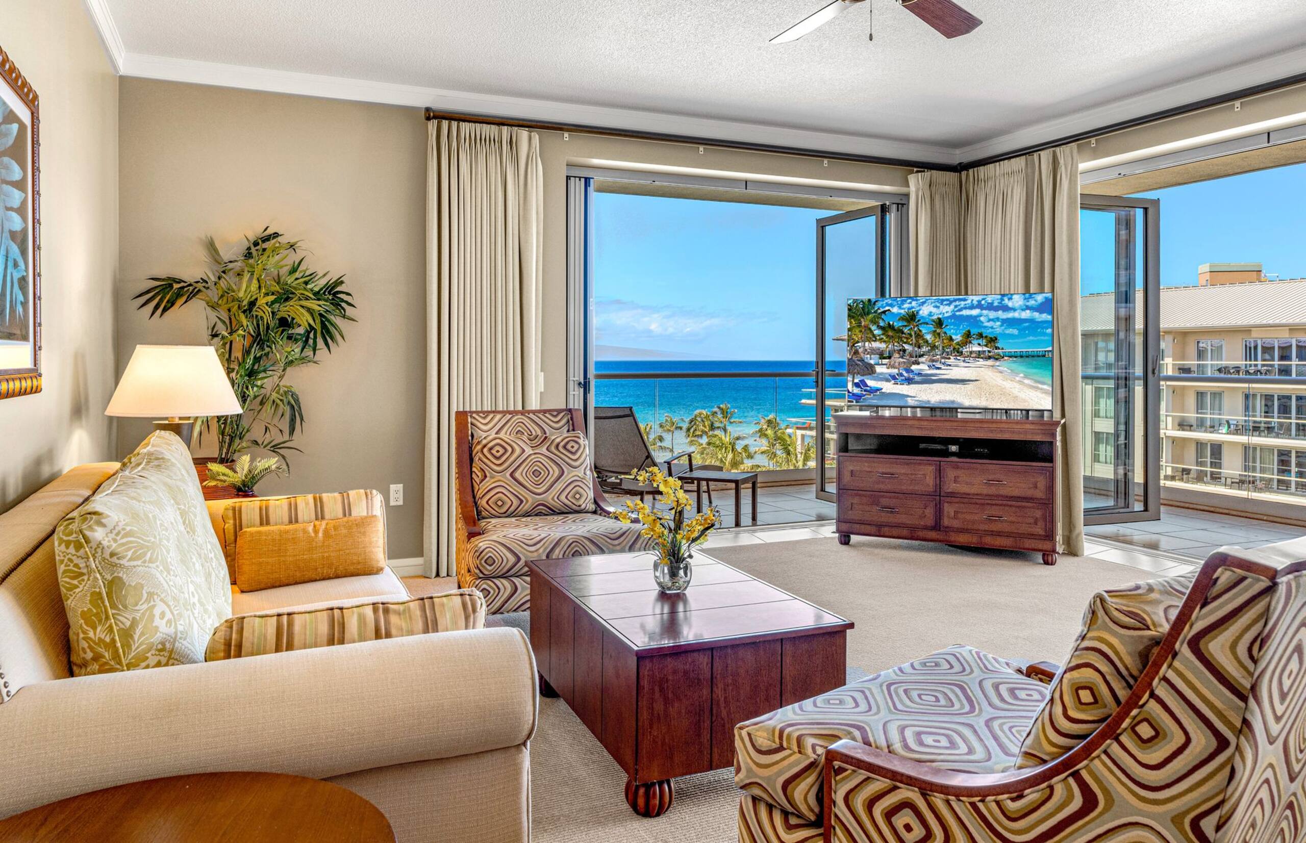 Condo in Lahaina · ★5.0 · 2 bedrooms · 3 beds · 2 baths - Image 13