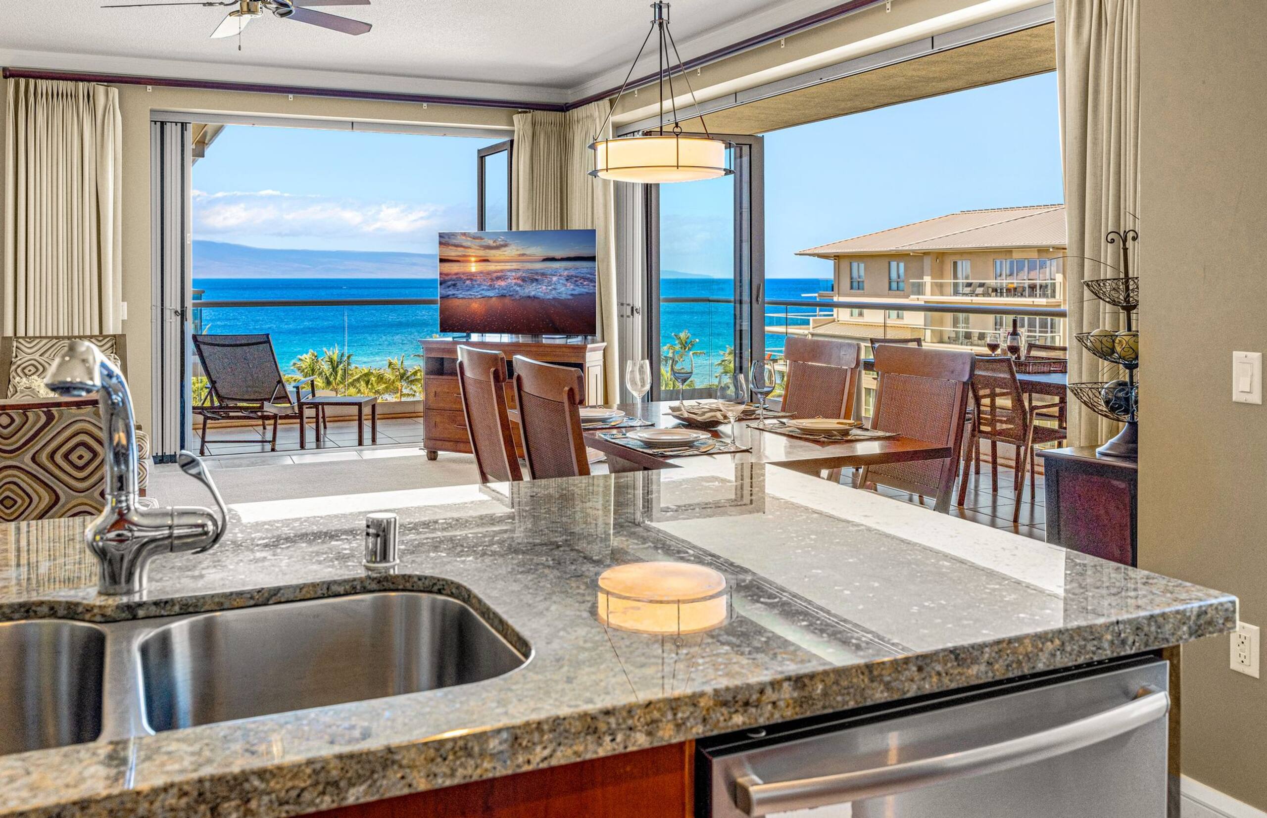 Condo in Lahaina · ★5.0 · 2 bedrooms · 3 beds · 2 baths - Image 7