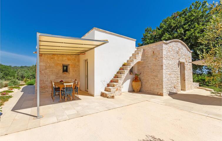 Stunning home in Cisternino with WiFi gallery image 2