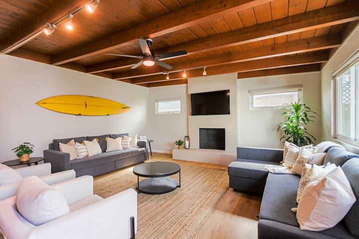 Pacific Beach, Near Beach/Bay, Parking, 2 Kitchens