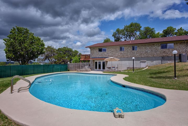 Group-Friendly Ranch Home | Pool &Plenty of Space!