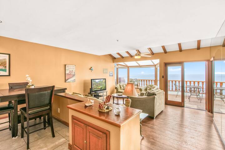 H159: 2b Villa with ocean views & cart gallery image 5