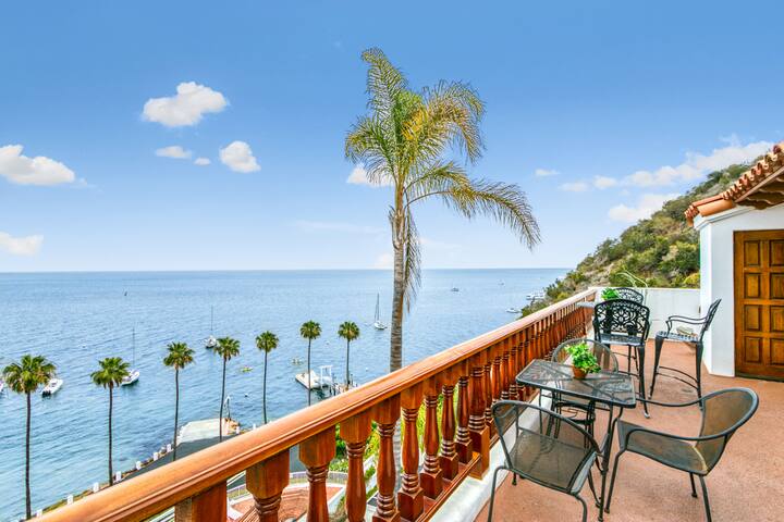 H159: 2b Villa with ocean views & cart gallery image 2