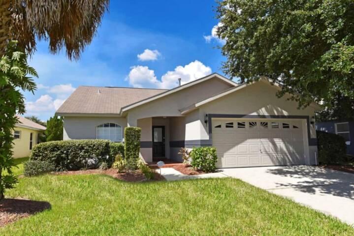 Sunshine State Villas managed Airbnb listing 1