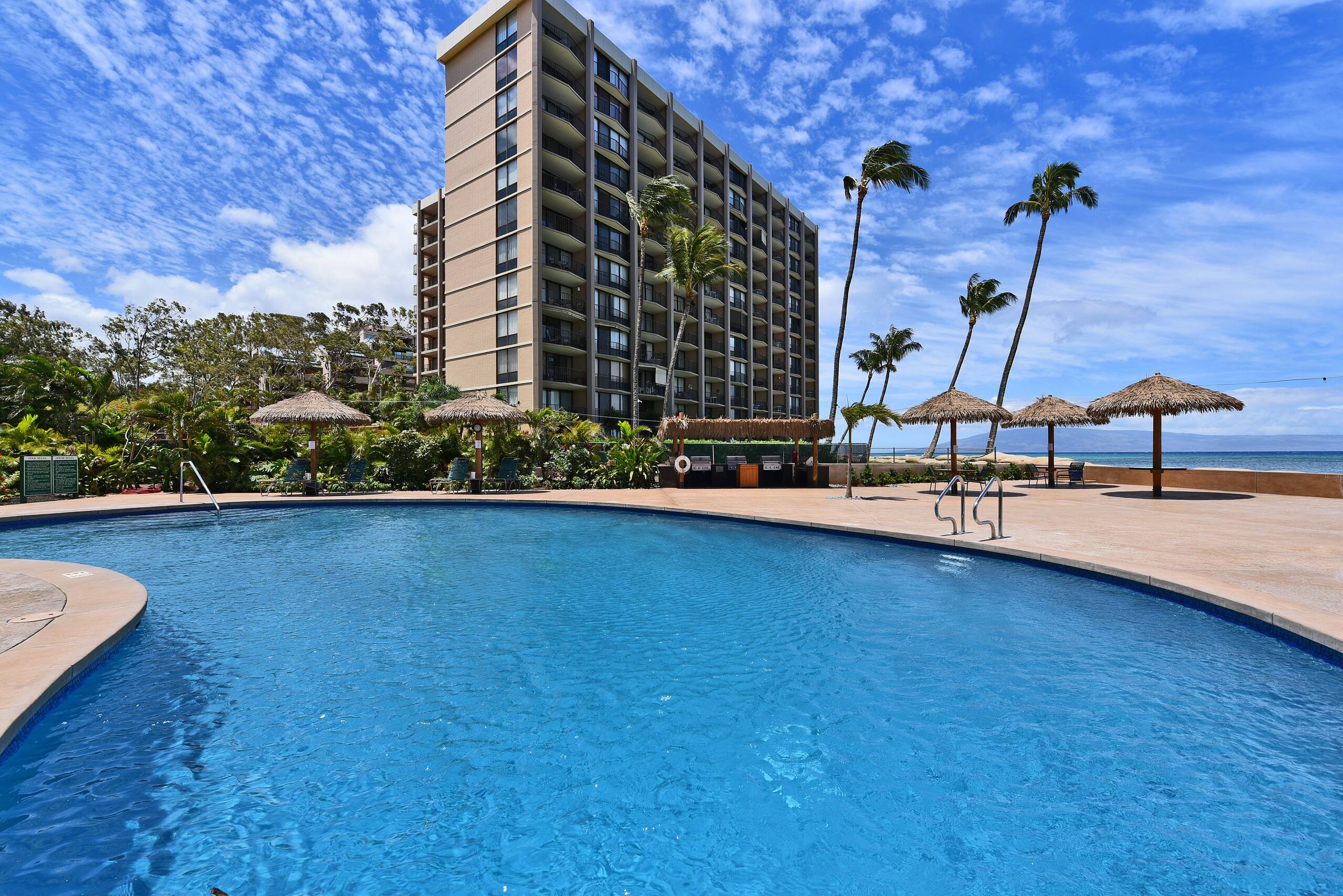 Condo in Lahaina · ★4.5 · 2 bedrooms · 3 beds · 2 baths - Image 38