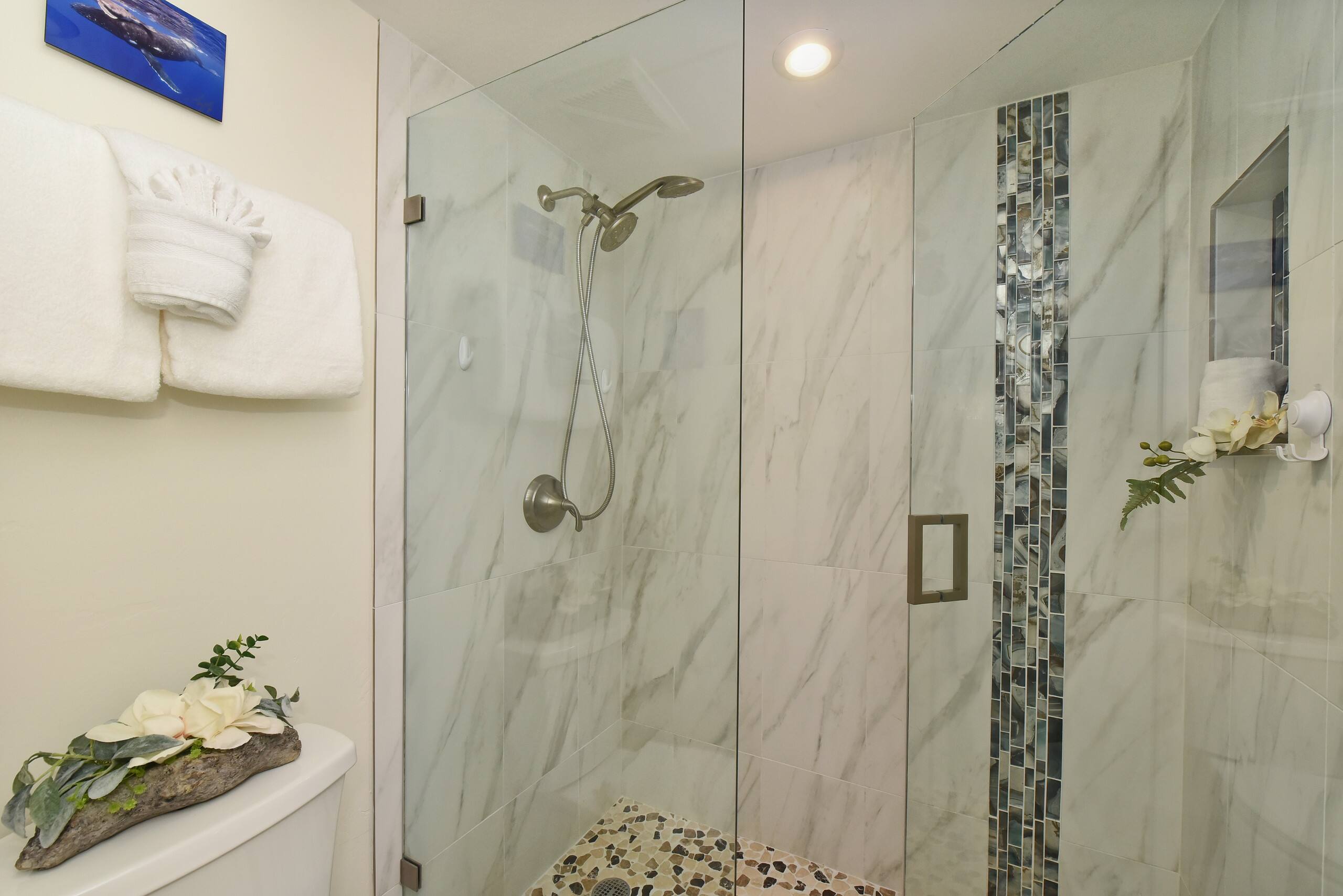 Condo in Lahaina · ★4.5 · 2 bedrooms · 3 beds · 2 baths - Image 21