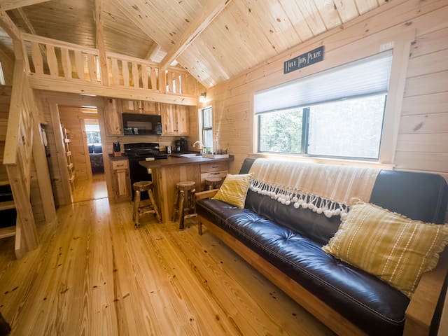 Dorr Properties managed Airbnb listing 3