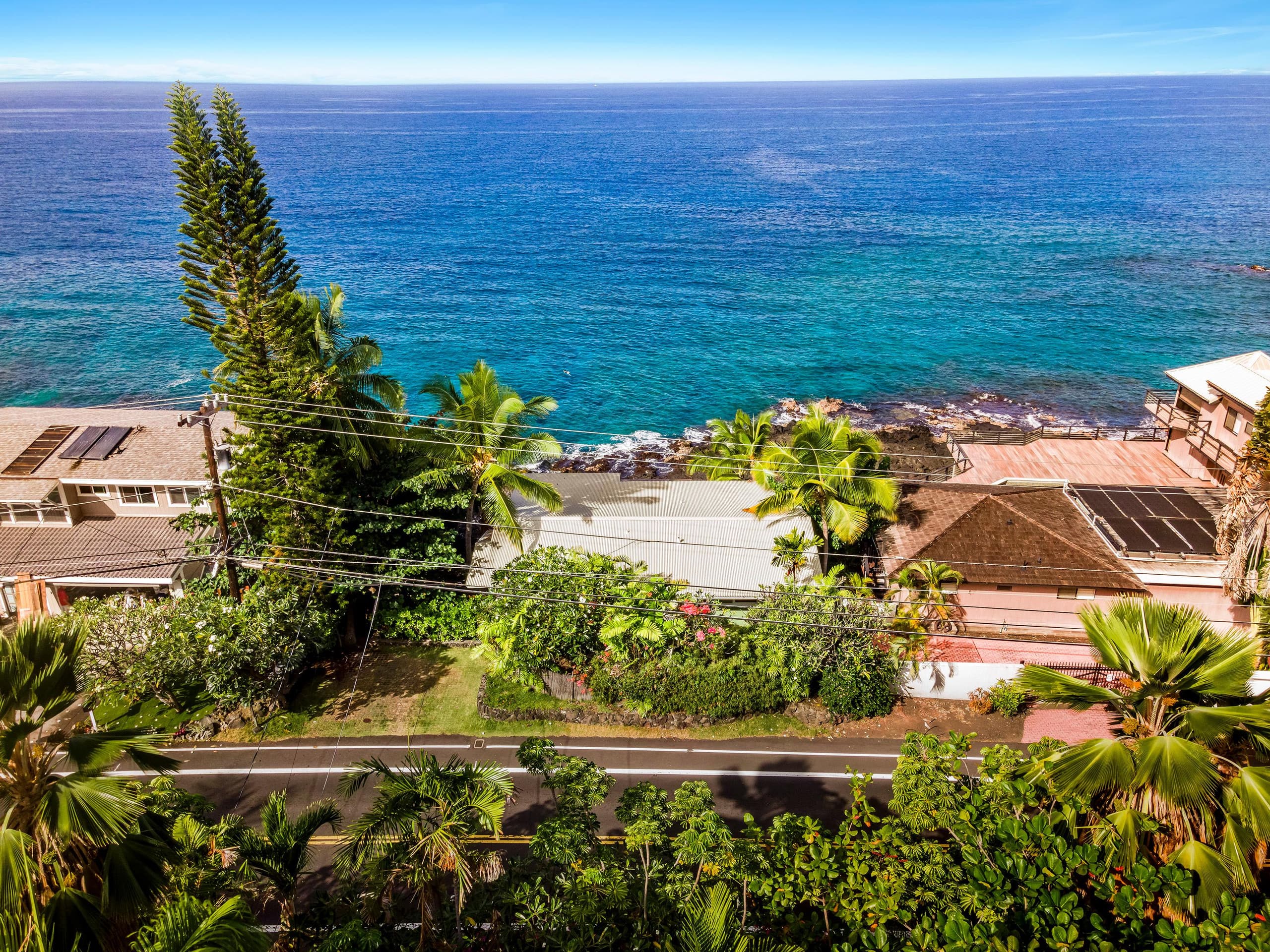 Home in Kailua-Kona · ★4.83 · 2 bedrooms · 3 beds · 2 baths - Image 42