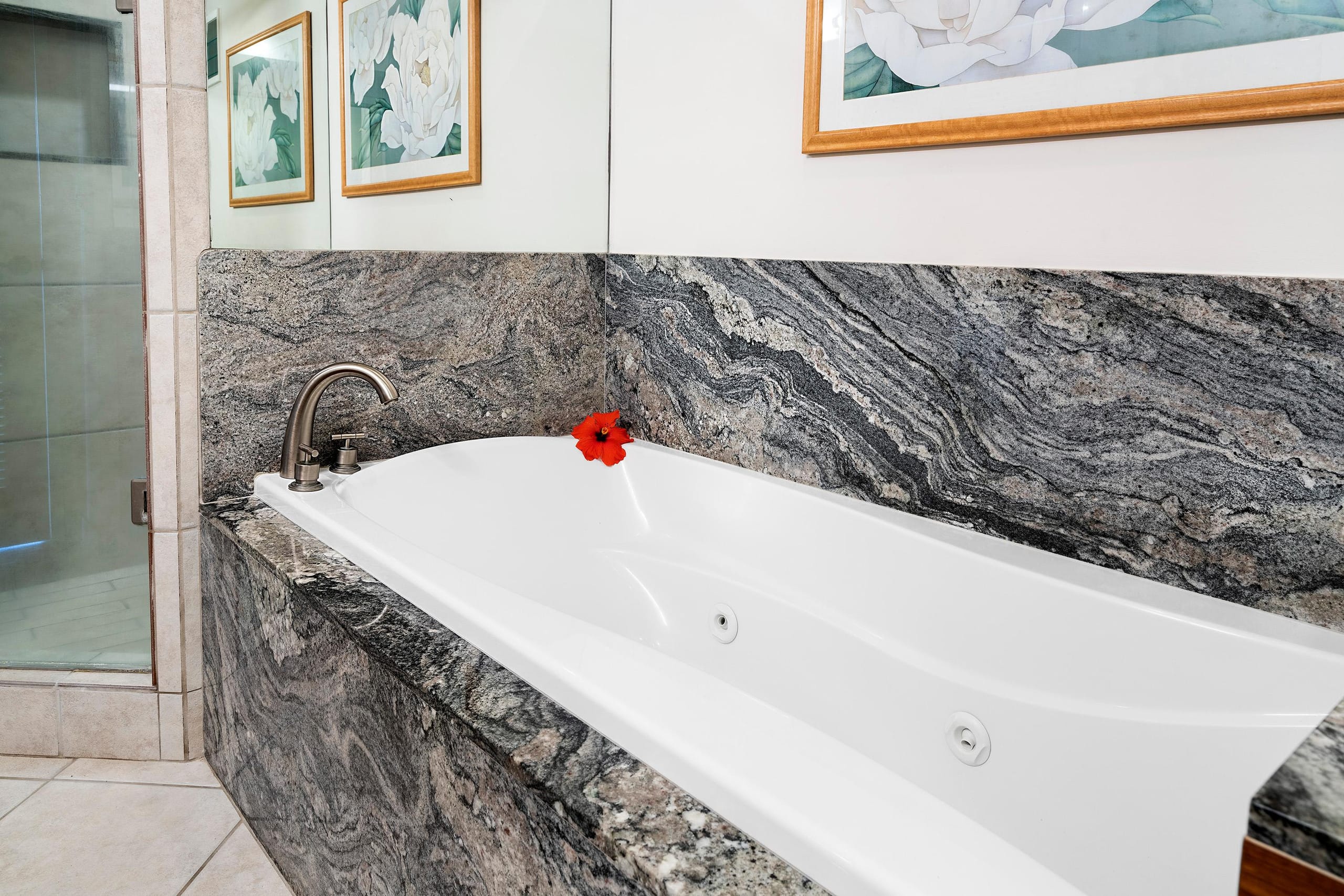 Condo in Kailua-Kona · ★4.71 · 2 bedrooms · 2 beds · 2 baths - Image 16