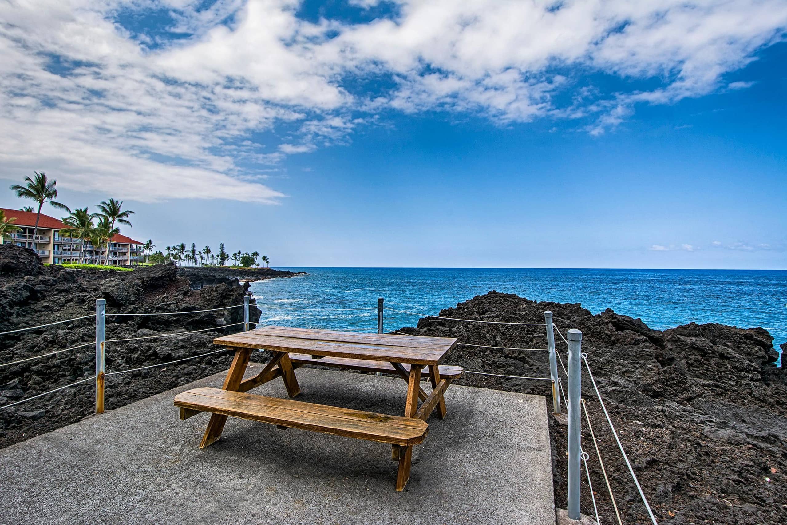 Condo in Kailua-Kona · ★4.71 · 2 bedrooms · 2 beds · 2 baths - Image 32