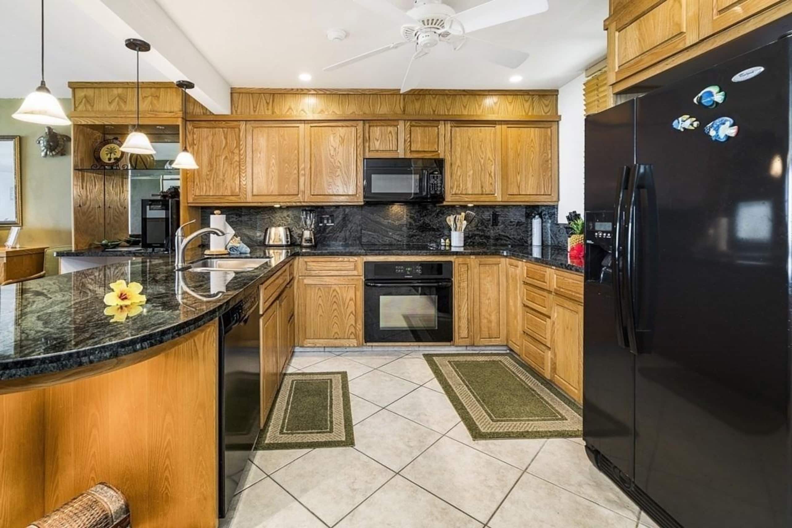 Condo in Kailua-Kona · ★4.71 · 2 bedrooms · 2 beds · 2 baths - Image 9