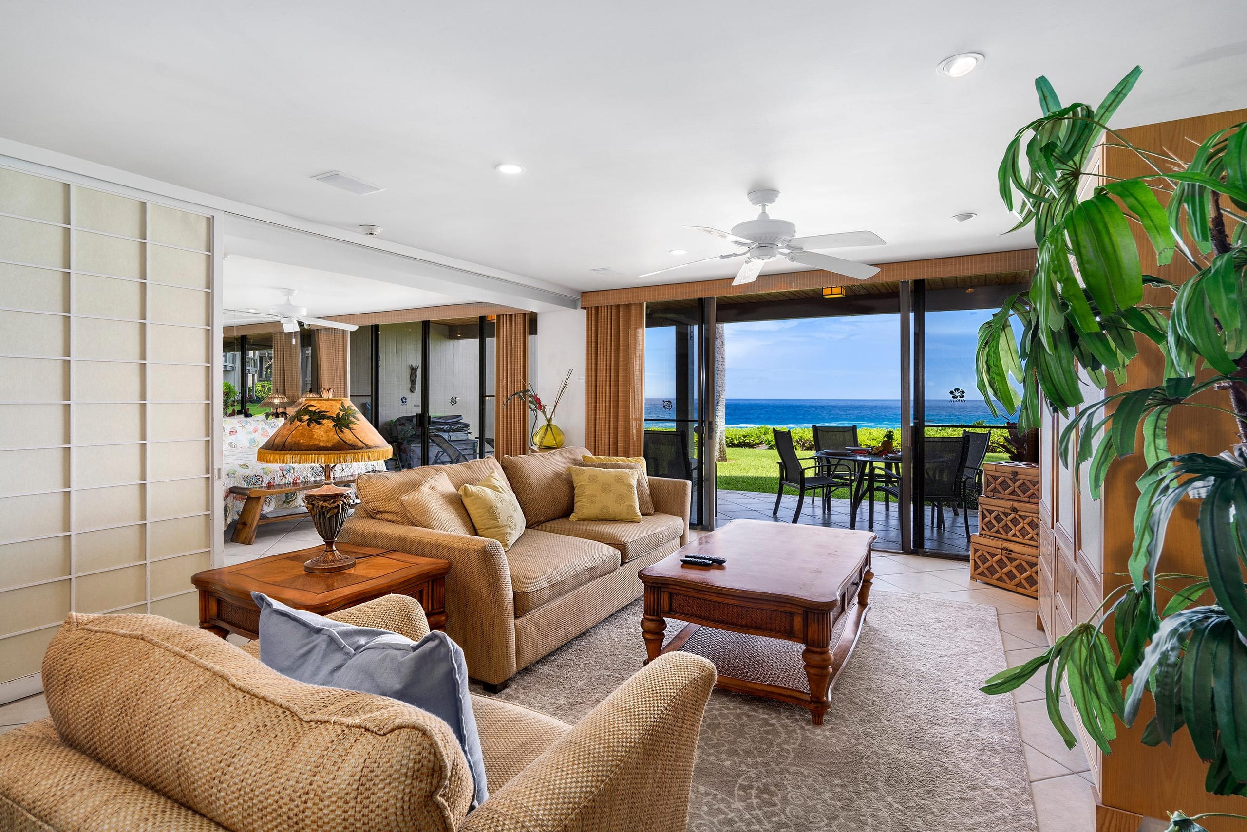 Condo in Kailua-Kona · ★4.71 · 2 bedrooms · 2 beds · 2 baths - Image 3