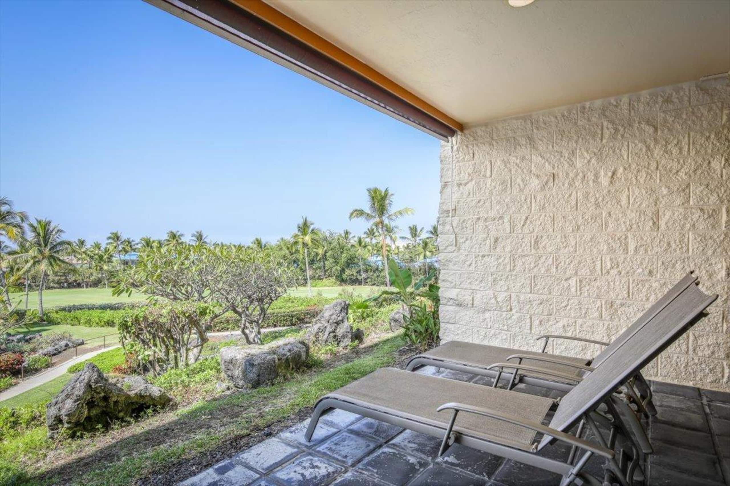 Condo in Kailua-Kona · ★4.5 · 2 bedrooms · 2 beds · 2 private baths - Image 2