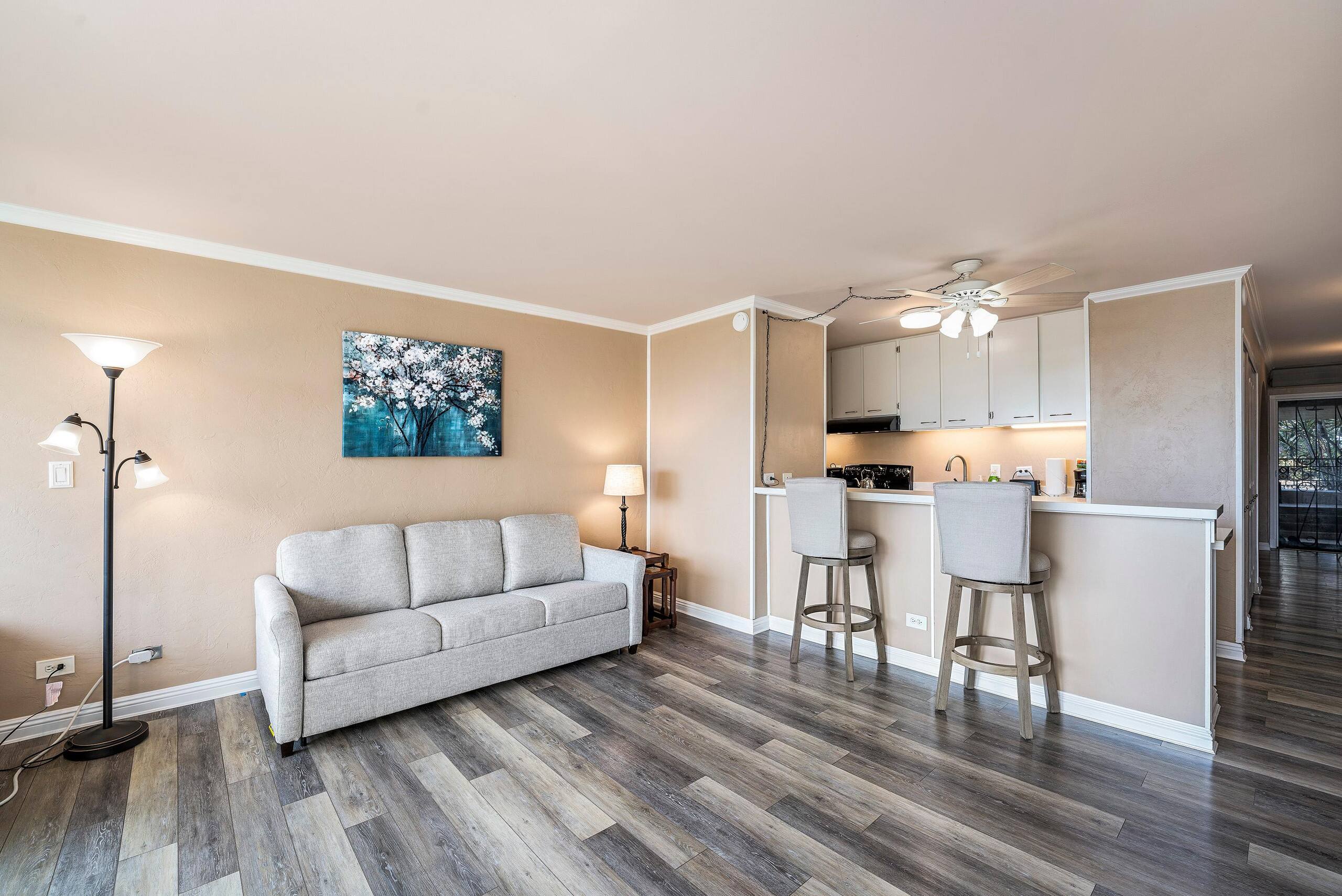 Condo in Kailua-Kona · ★4.83 · 1 bedroom · 2 beds · 1 private bath - Image 7