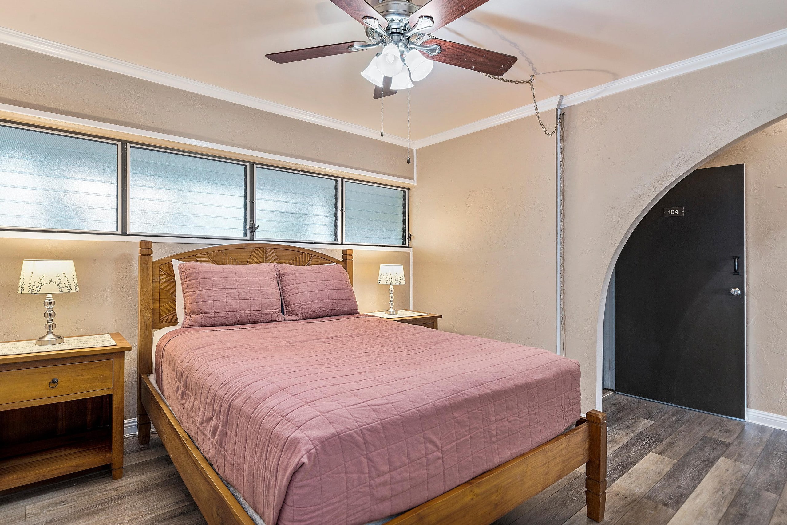 Condo in Kailua-Kona · ★4.83 · 1 bedroom · 2 beds · 1 private bath - Image 3