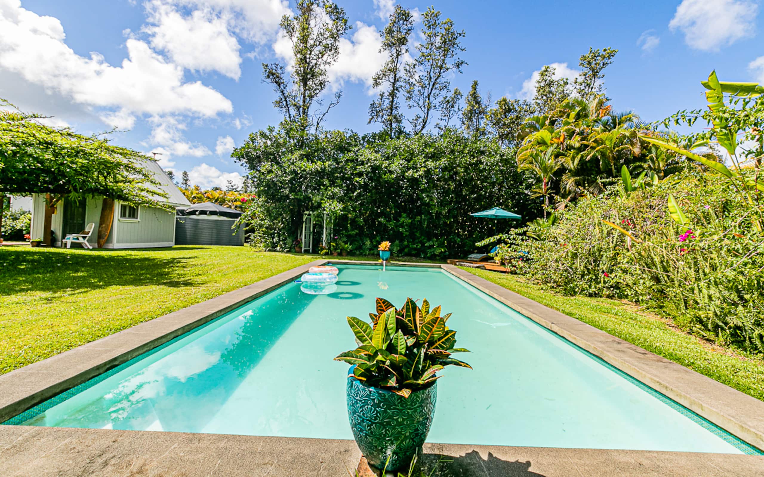 Home in Keaau · ★4.81 · 1 bedroom · 1 bed · 1.5 baths - Image 35