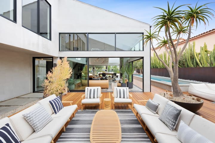 The Colony Reserve by Stay Awhile Villas