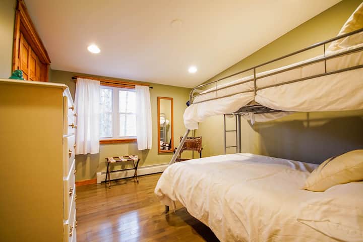 Спалня 2 - пълни и двойни легла