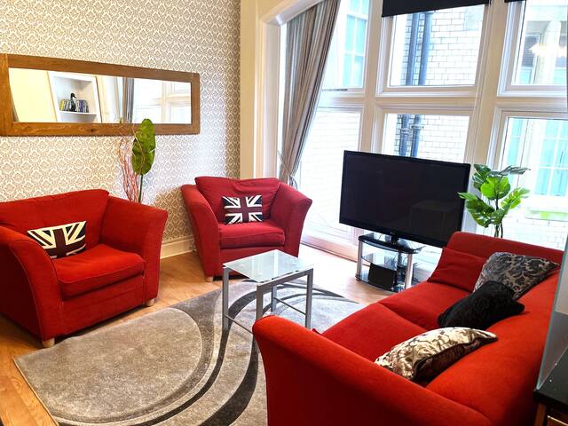 8 Royal Mille Mansions