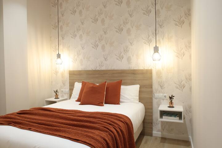 The Serreria Rooms I by Florit Flats gallery image 4