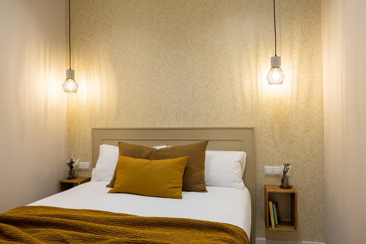 The Serreria Rooms V by Florit Flats gallery image 2