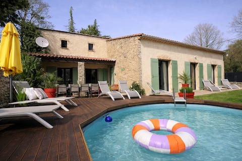 Ideal house for families with pool