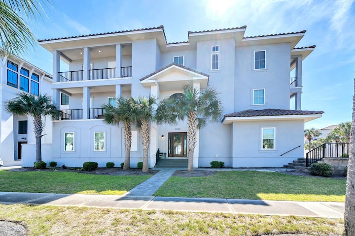 Azul Atlantica | Flash Deal! Low August Rates And 1pm Check In! | Luxury Destin Beach Home With Rooftop Gulf Views | Gated Community Near Destin Harbor - Destin, FL