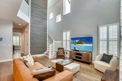 Redington Townhouse 16303 |Beach Luxury