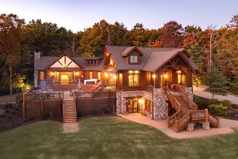 Bison Lodge - Views | Hot Tub | Pickleball Courts