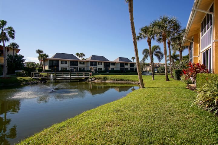 Ov 625 Pond/bridge View Condo - Fort Pierce, FL