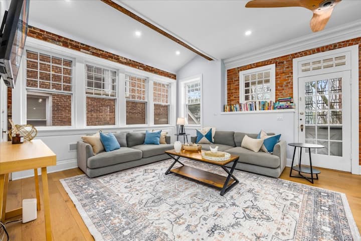 Luxury Beach House | Sleeps 14 | 2 Blocks To Beach - Atlantic City