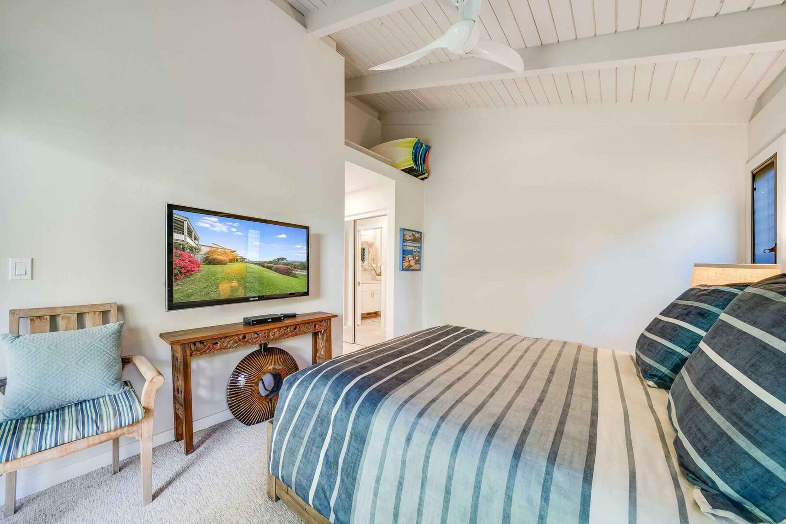 Condo in Kihei · ★4.74 · 2 bedrooms · 2 beds · 2 baths - Image 26