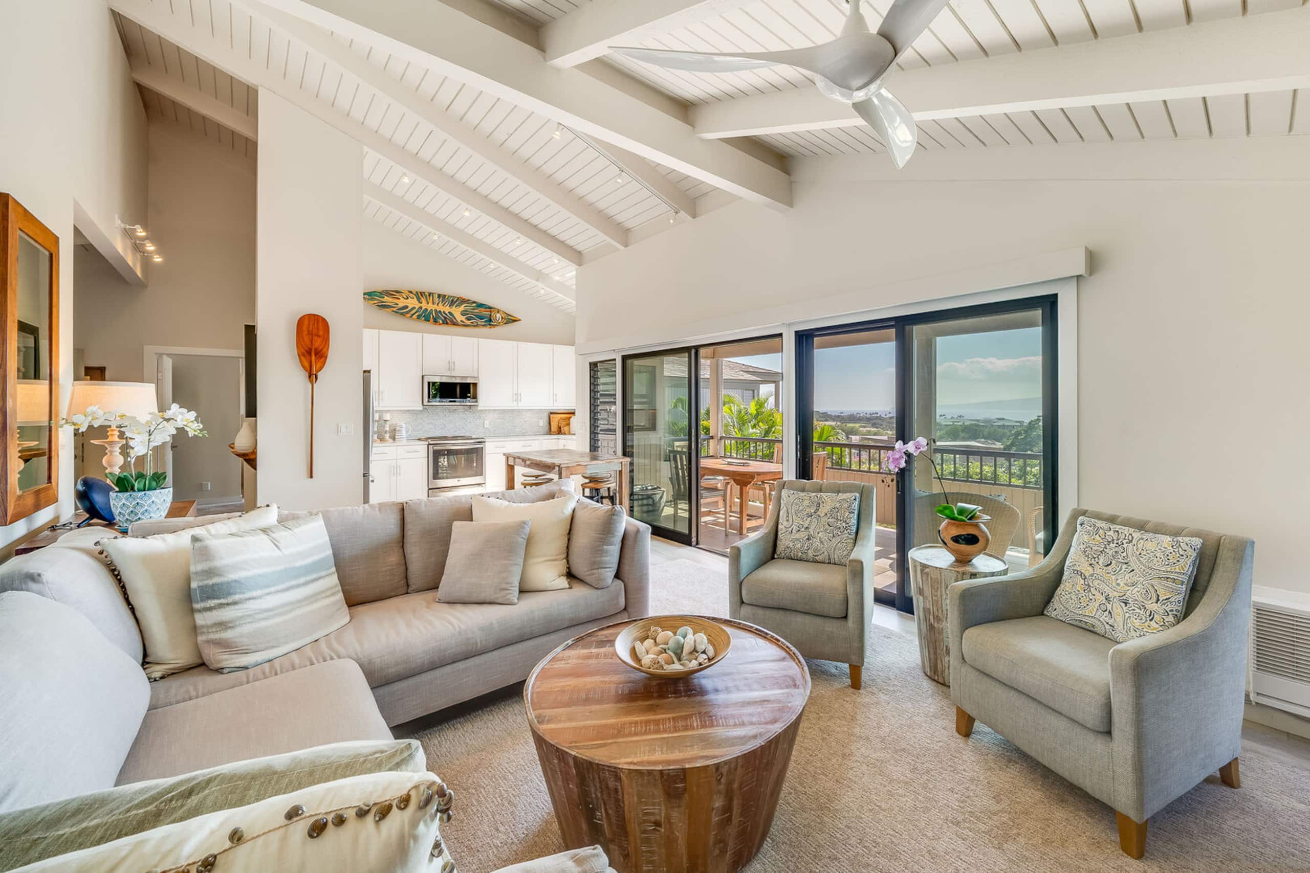 Condo in Kihei · ★4.74 · 2 bedrooms · 2 beds · 2 baths - Image 9
