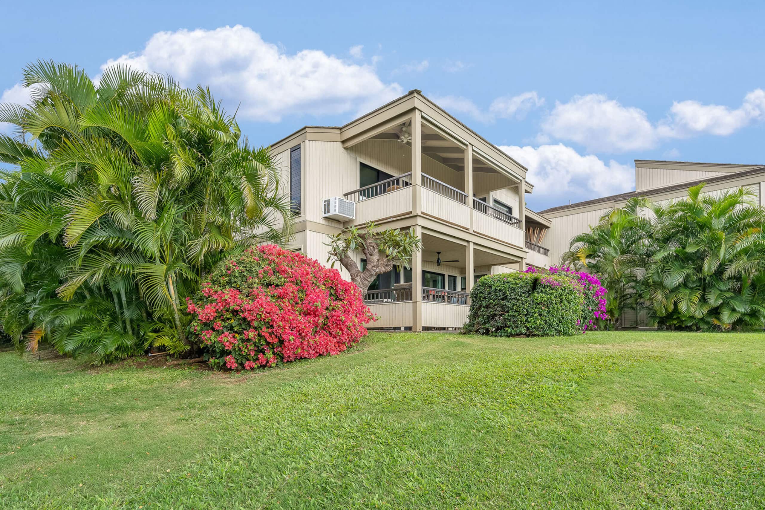 Condo in Kihei · ★4.74 · 2 bedrooms · 2 beds · 2 baths - Image 32