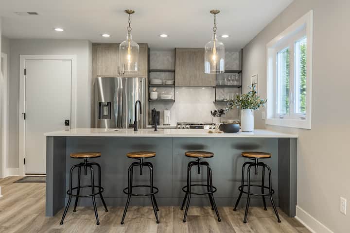 The perfect getaway! (Unit #1)