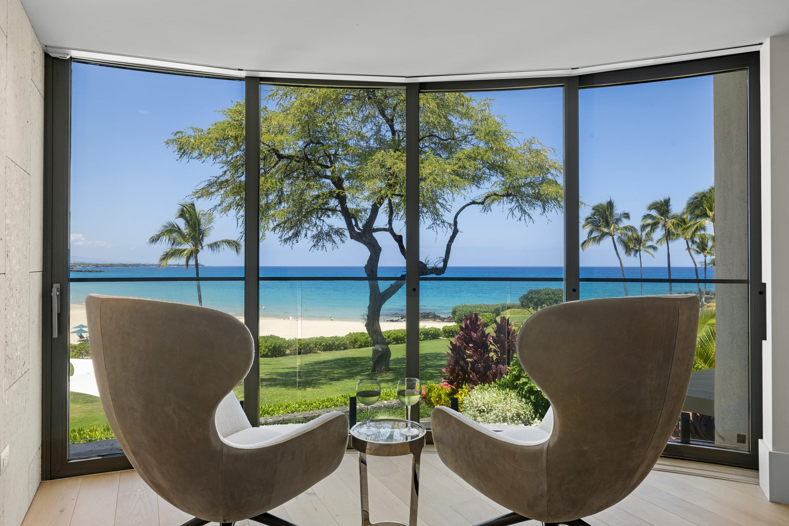 Condo in Waimea · ★5.0 · 2 bedrooms · 4 beds · 2 baths - Image 3