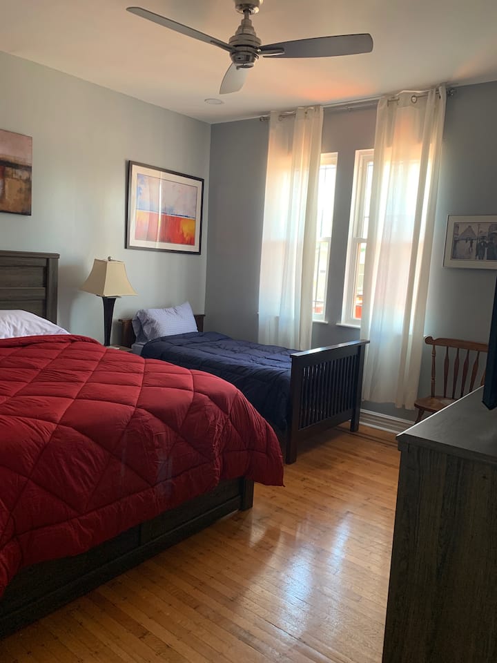 спалня 3 с 1 двойно легло и 1 двойно легло